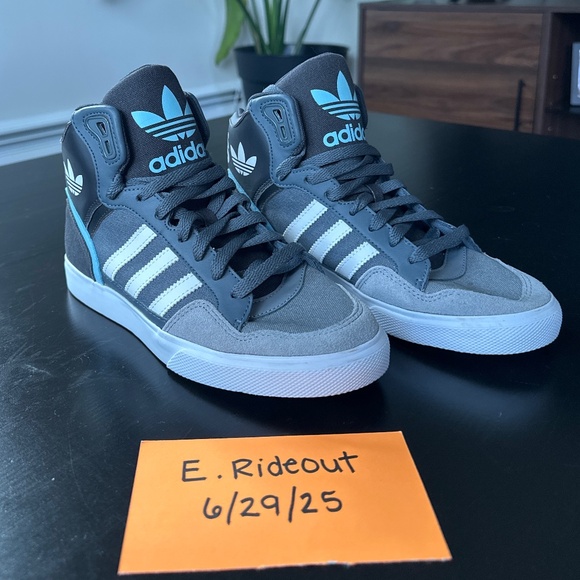 adidas Shoes - Size 6.5 Adidas Hightops